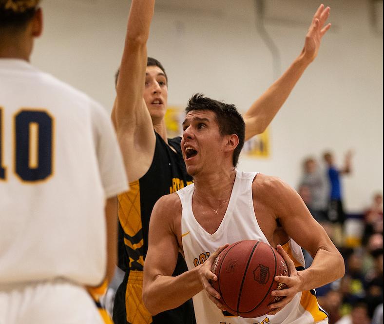 Golden Eagles Lose on Road Against McCook