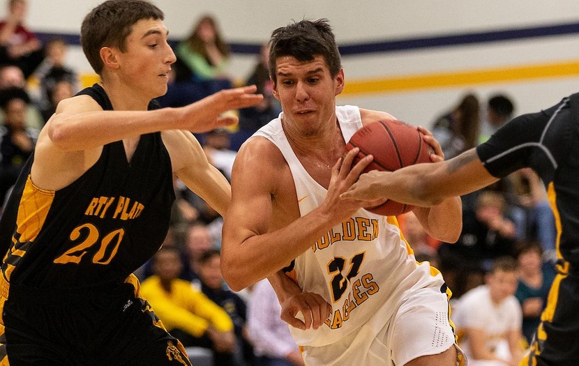 Perry and Oliver Shine in Loss Against NJC