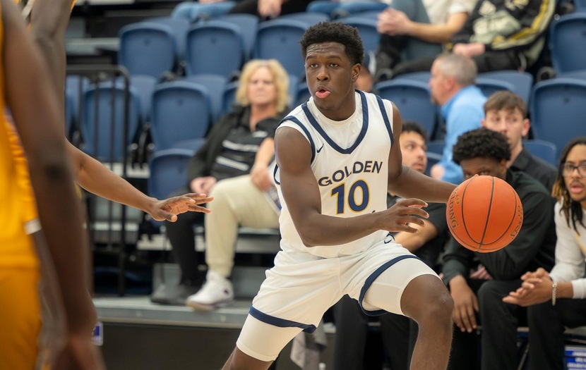 Trappers spoil strong start for LCCC men as they down Golden Eagles 106-95