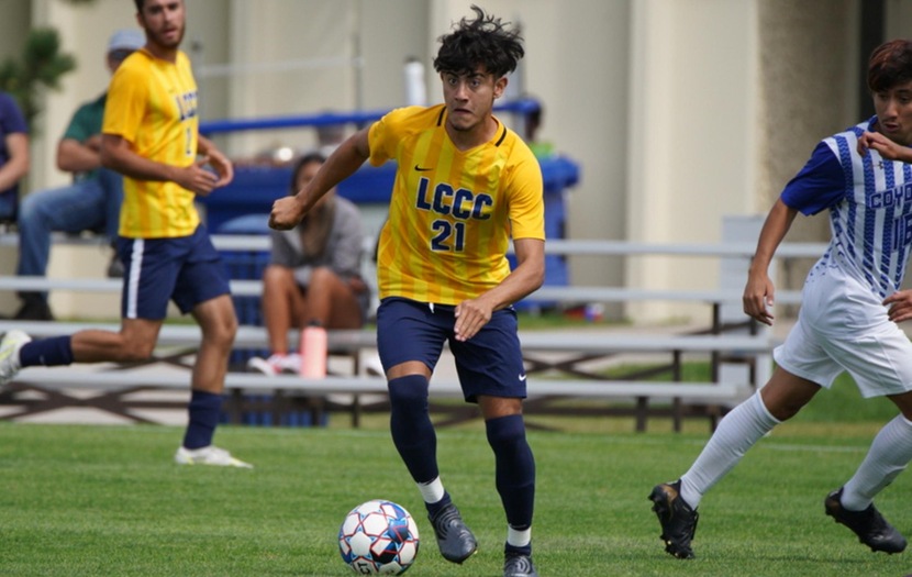 Golden Eagles advance to Region IX championship game
