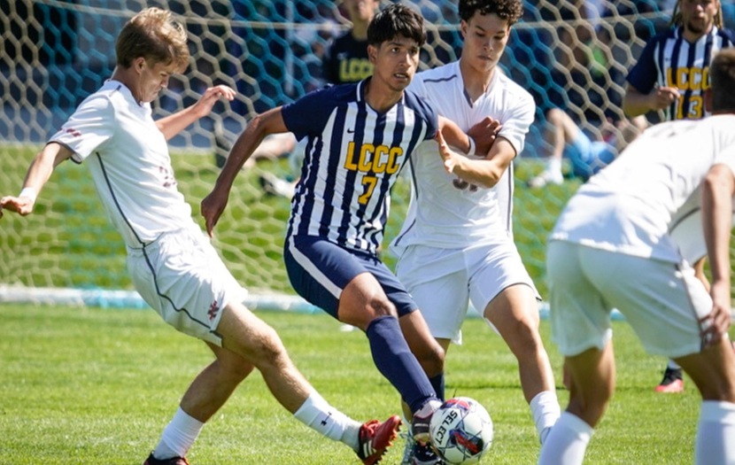 Golden Eagle men win second straight match 3-2 over NJC