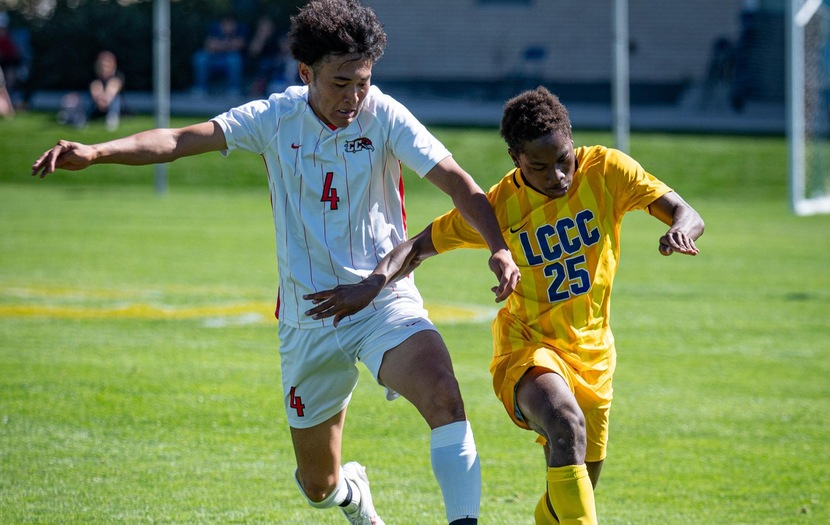 Men's Soccer routs Trojans to tune of 8-0