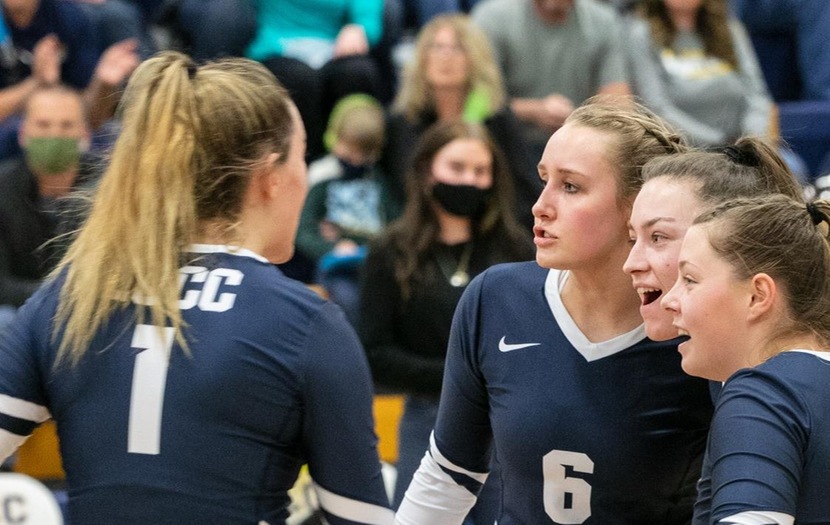 Mustangs top Golden Eagles, 3-1