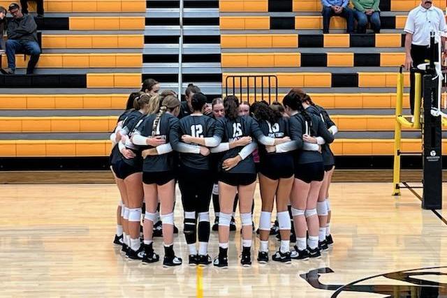 Volleyball outlasts Trinidad State in four-set win to open WyoBraska Invitational play
