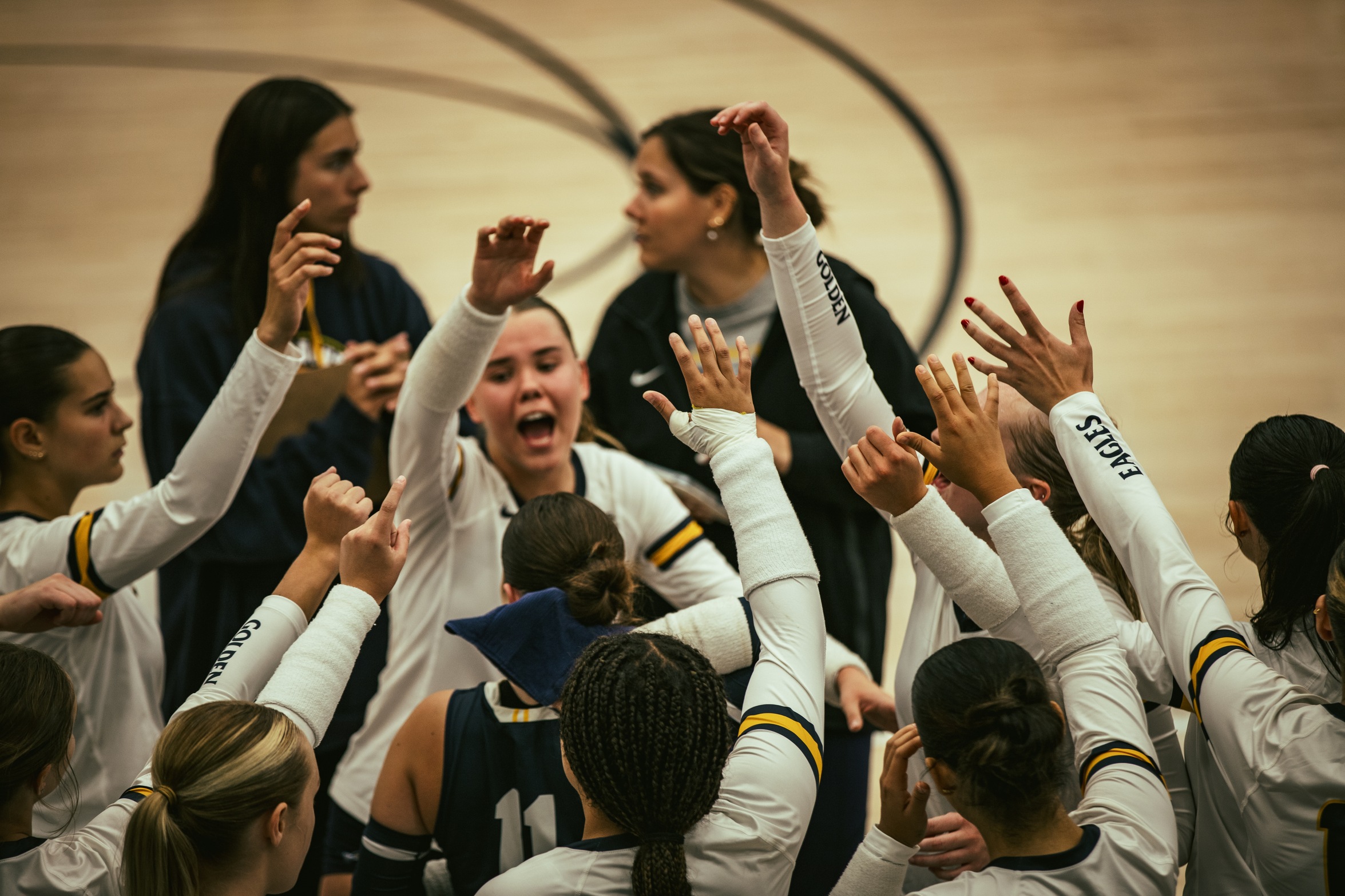 LCCC Volleyball Sweeps Northwest College, Improves to 8-1 in Conference Play