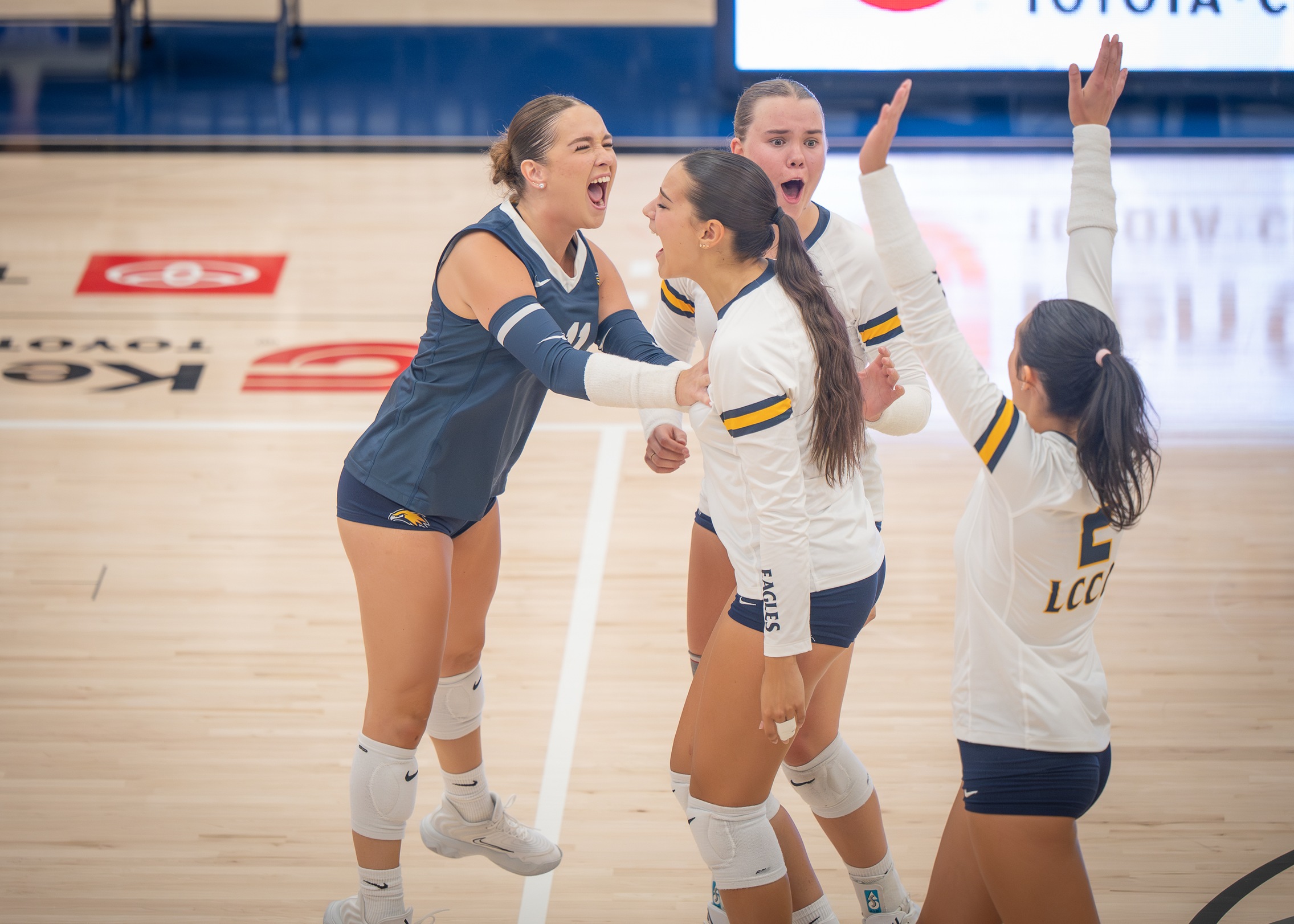 Golden Eagles Close Out Cheyenne Invitational with Strong Finish